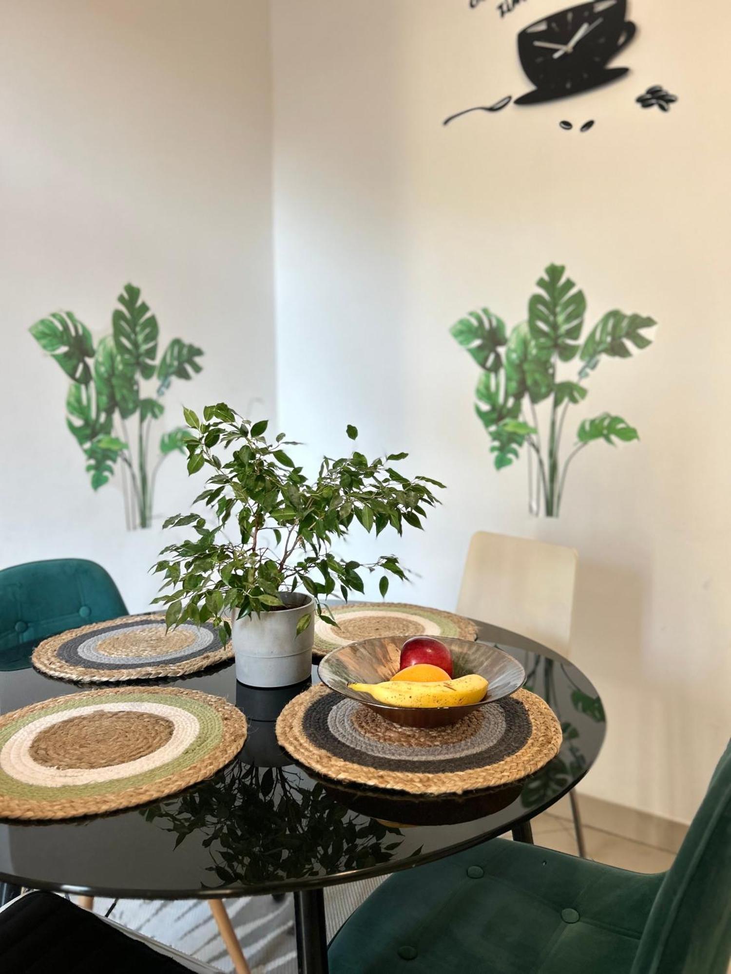 Vintage Senacka 9/7 Apartment Krakow Luaran gambar