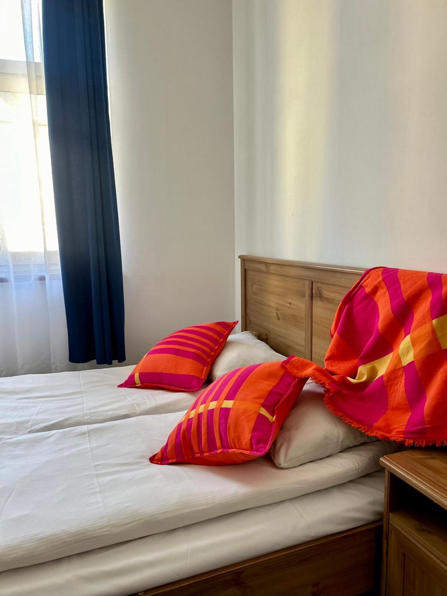 Vintage Senacka 9/7 Apartment Krakow Luaran gambar
